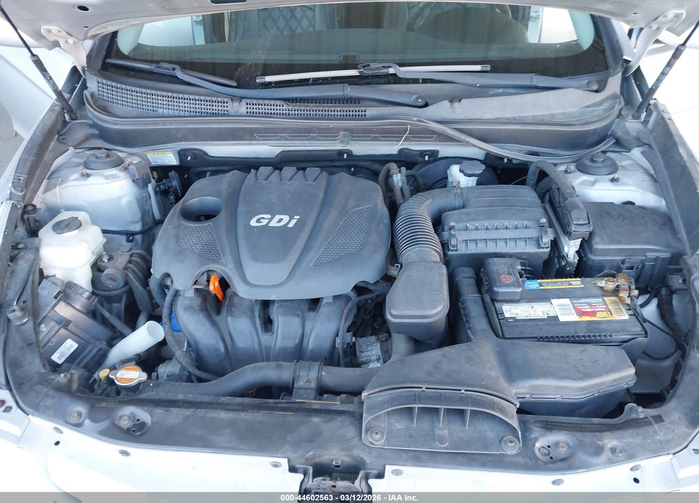 2013 HYUNDAI SONATA GLS VIN: 5NPEB4AC1DH532852