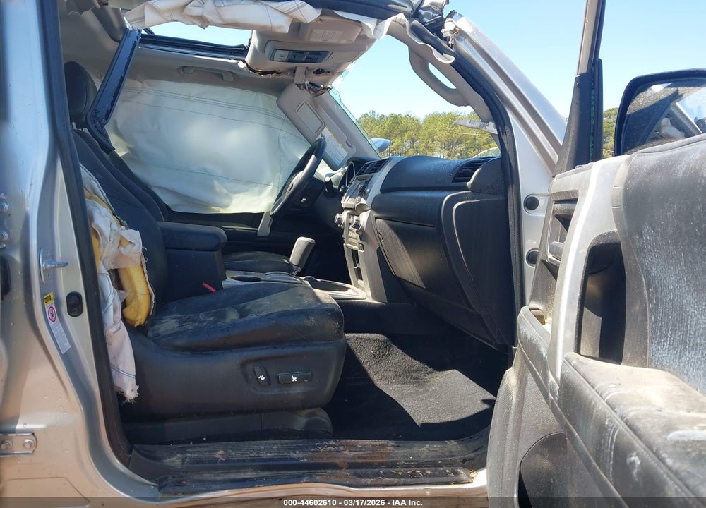 2011 TOYOTA 4RUNNER LIMITED V6 VIN: JTEZU5JR9B5026572
