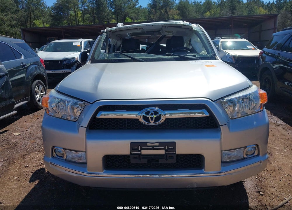 2011 TOYOTA 4RUNNER LIMITED V6 VIN: JTEZU5JR9B5026572