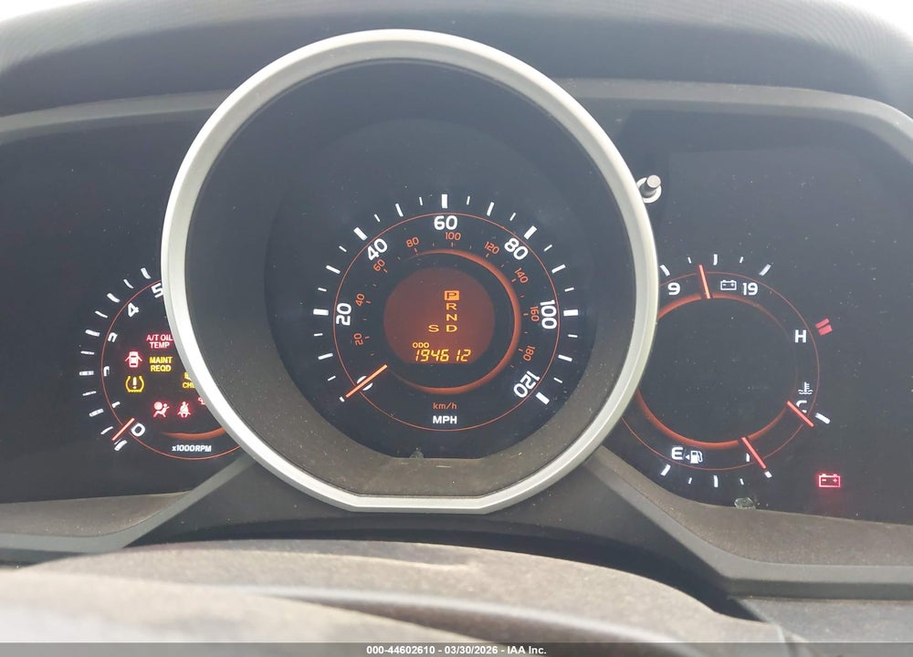 2011 TOYOTA 4RUNNER LIMITED V6 VIN: JTEZU5JR9B5026572