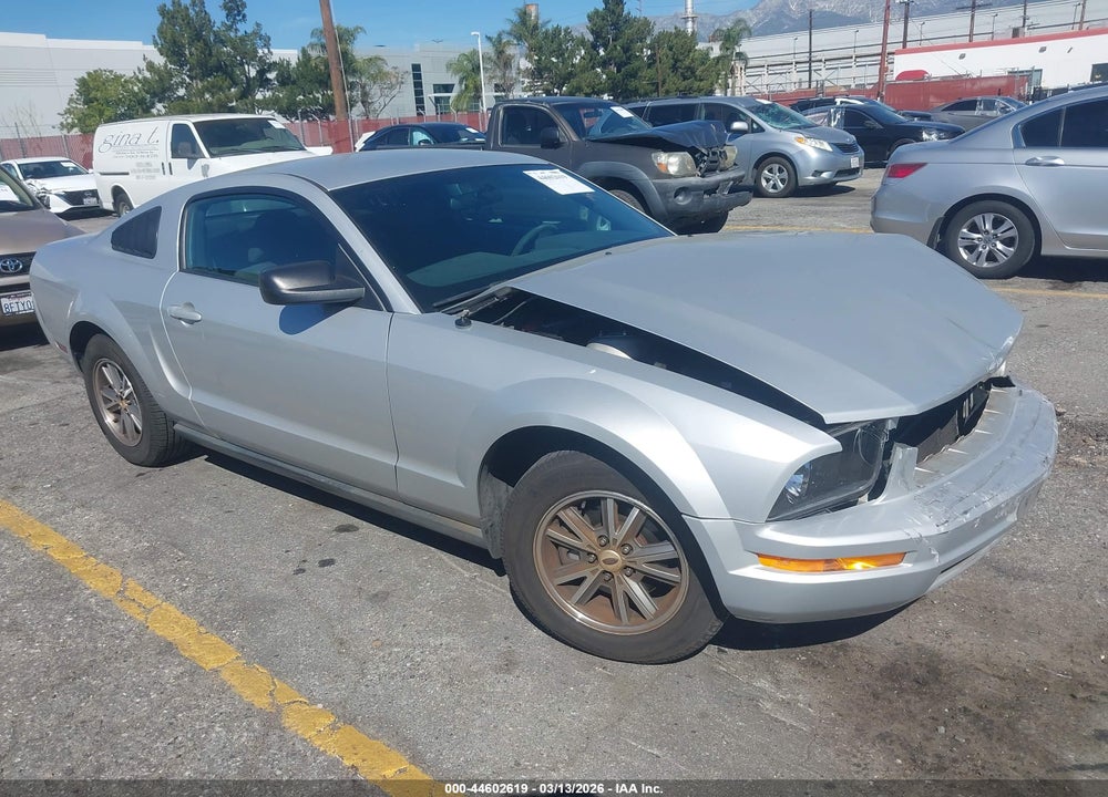 2005 FORD MUSTANG V6 DELUXE/V6 PREMIUM VIN: 1ZVFT80N955116638