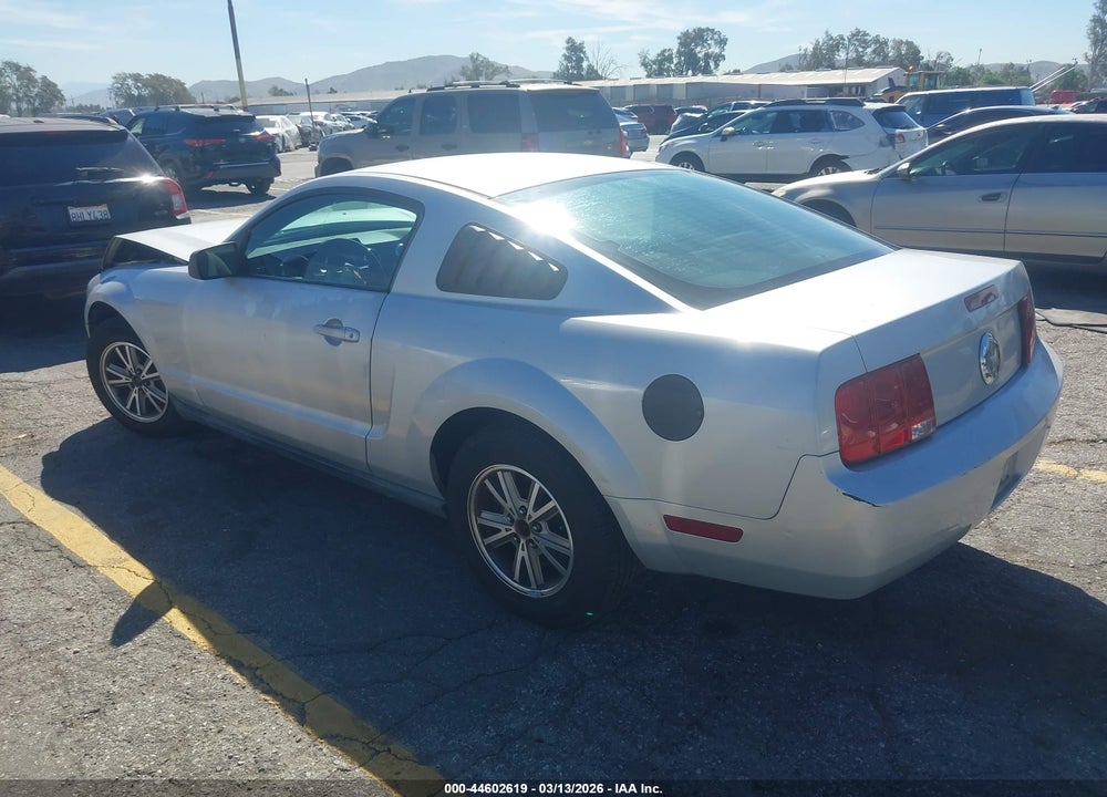 2005 FORD MUSTANG V6 DELUXE/V6 PREMIUM VIN: 1ZVFT80N955116638