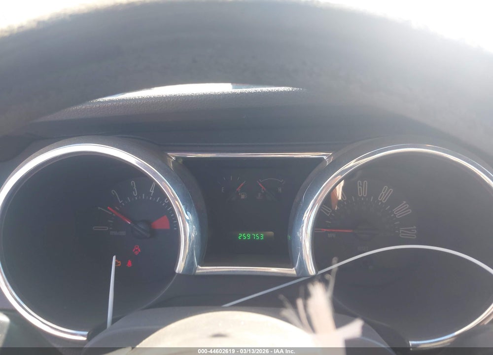 2005 FORD MUSTANG V6 DELUXE/V6 PREMIUM VIN: 1ZVFT80N955116638