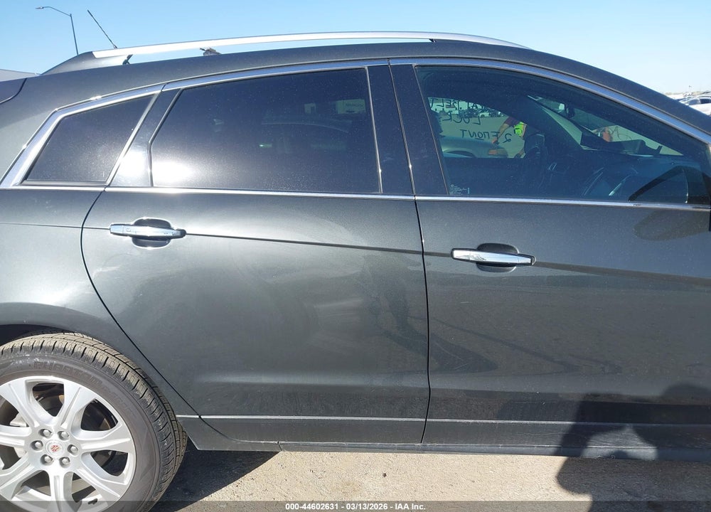 2014 CADILLAC SRX PREMIUM COLLECTION VIN: 3GYFNDE37ES584705