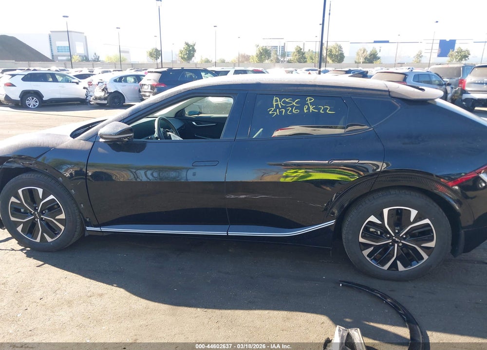 2024 KIA EV6 WIND VIN: KNDC34LA5R5184559