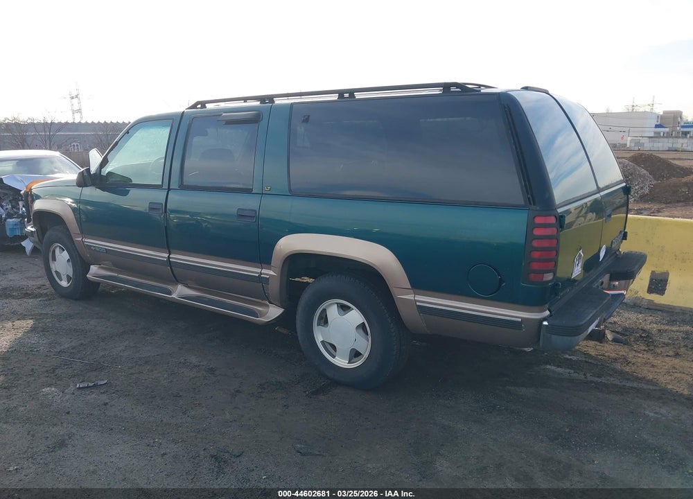 1996 CHEVROLET SUBURBAN K1500 VIN: 3GNFK16R1TG144762