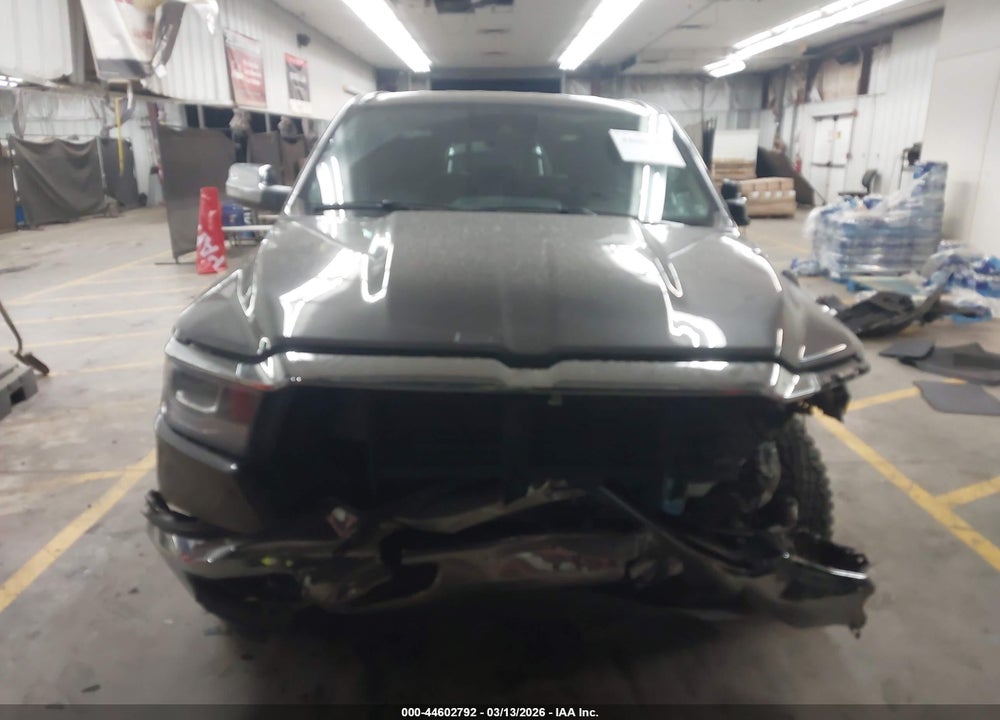 2021 RAM 1500 LAIE  4X4 5'7 BOX VIN: 1C6SRFJM4MN657919
