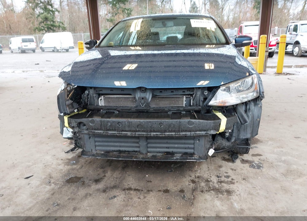 2015 VOLKSWAGEN JETTA 1.8T SE VIN: 3VWD17AJ7FM302452