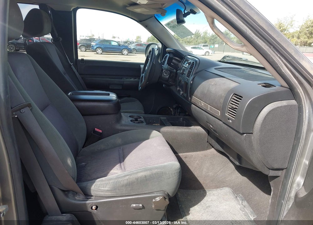 2008 GMC SIERRA 1500 SLE2 VIN: 2GTEC190X81116330