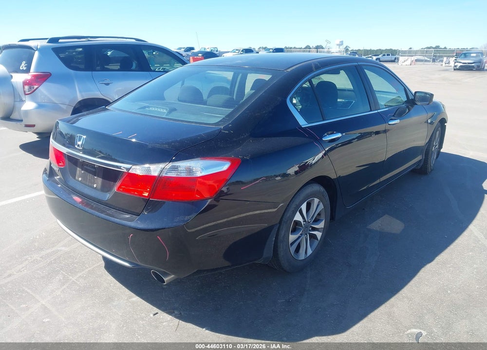 2013 HONDA ACCORD LX VIN: 1HGCR2F33DA108386