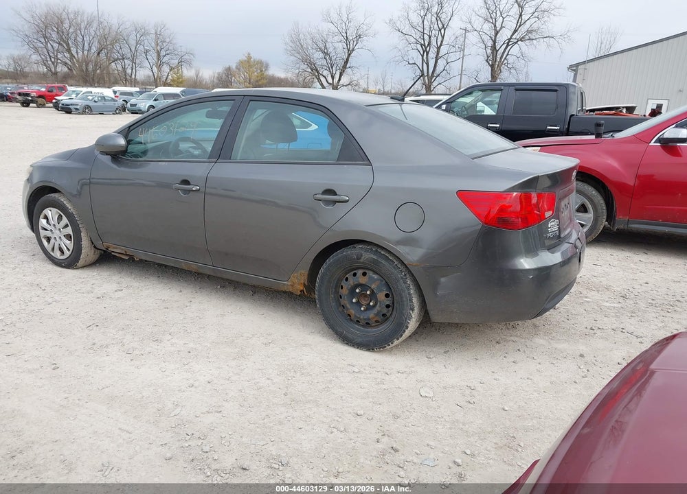 2013 KIA FORTE EX VIN: KNAFU4A23D5740850