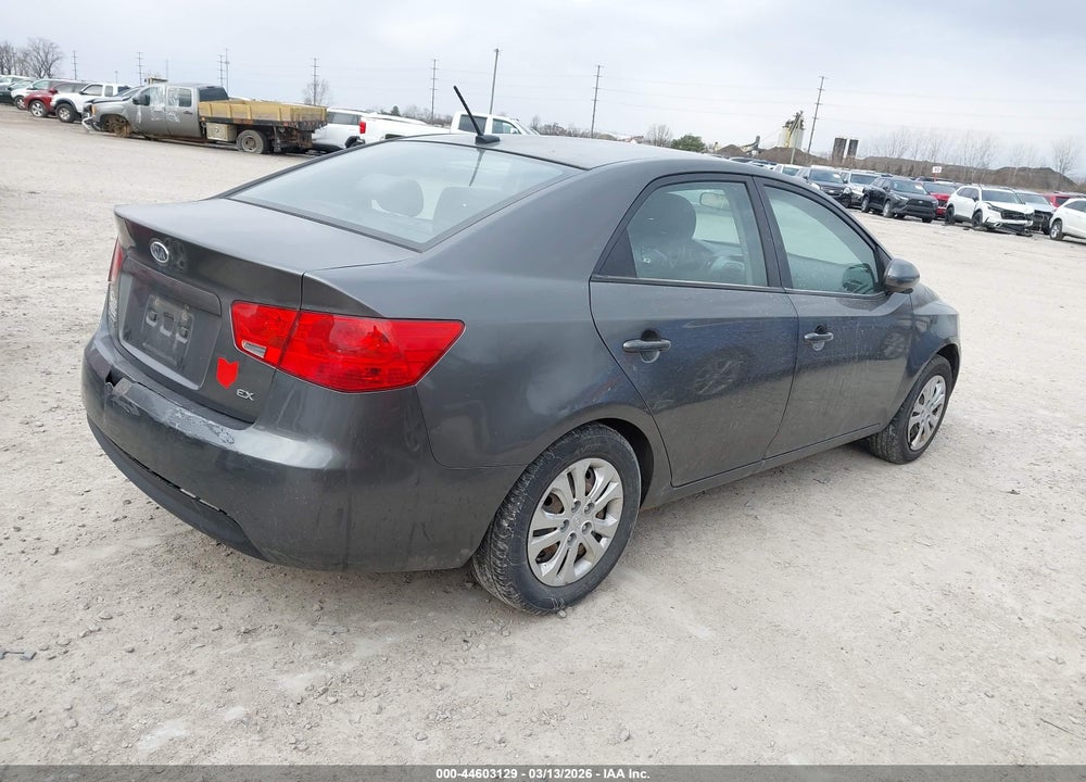 2013 KIA FORTE EX VIN: KNAFU4A23D5740850