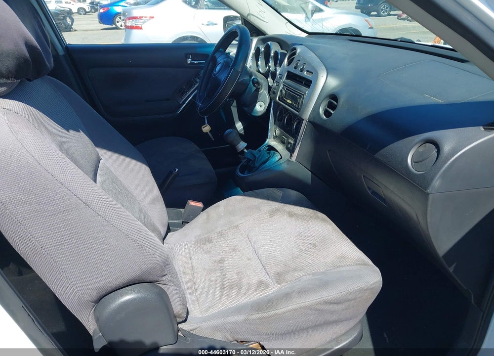 2003 TOYOTA MATRIX XR VIN: 2T1KR32E03C027539