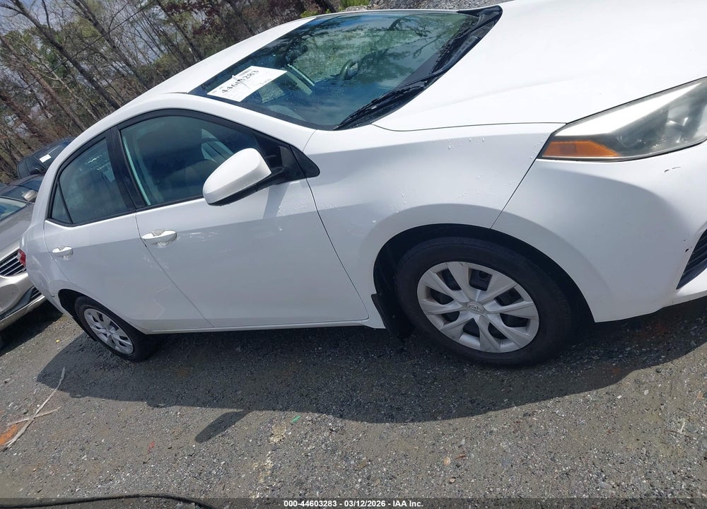 2015 TOYOTA COROLLA L VIN: 2T1BURHE1FC319939