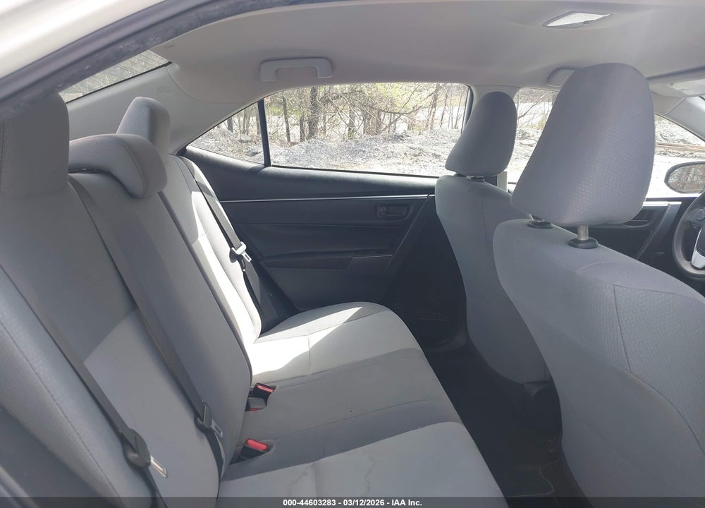 2015 TOYOTA COROLLA L VIN: 2T1BURHE1FC319939