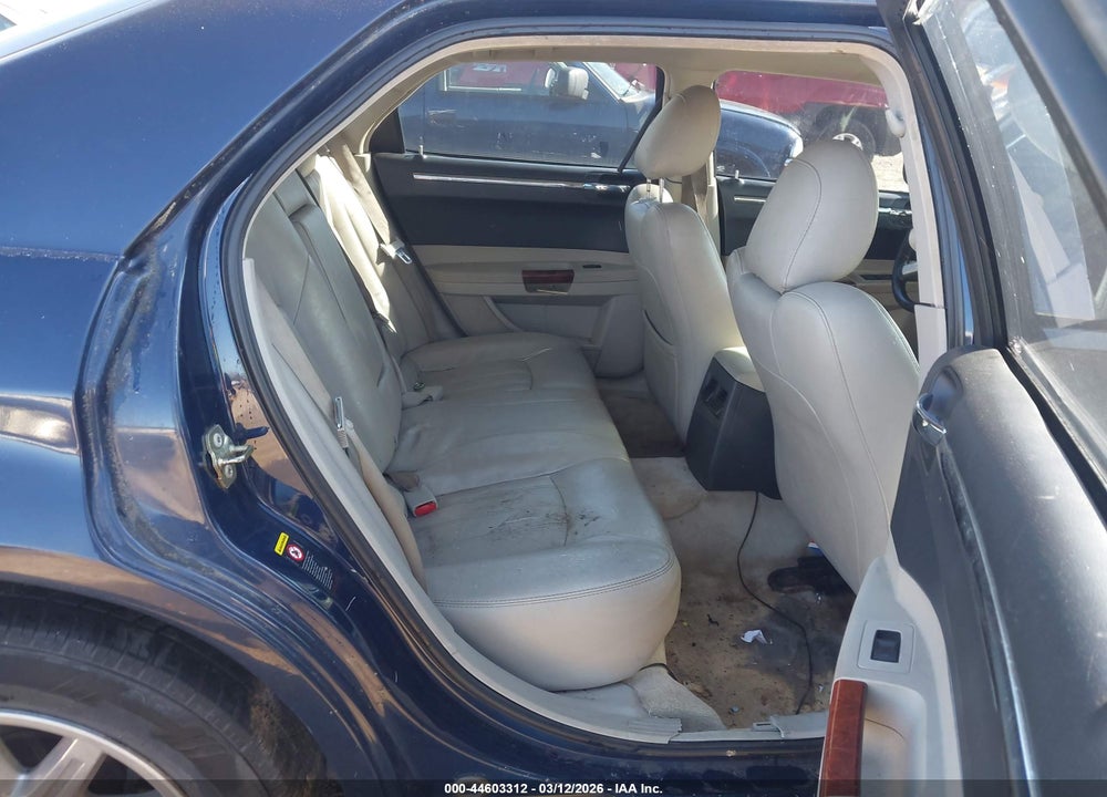 2005 CHRYSLER 300C VIN: 2C3AA63H85H551953