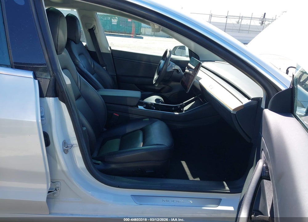 2020 TESLA MODEL 3 STANDARD RANGE PLUS REAR-WHEEL DRIVE/STANDARD RANGE REAR-WHEEL DRIVE VIN: 5YJ3E1EA2LF744890