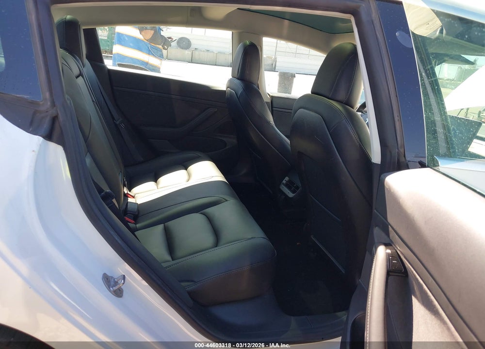 2020 TESLA MODEL 3 STANDARD RANGE PLUS REAR-WHEEL DRIVE/STANDARD RANGE REAR-WHEEL DRIVE VIN: 5YJ3E1EA2LF744890