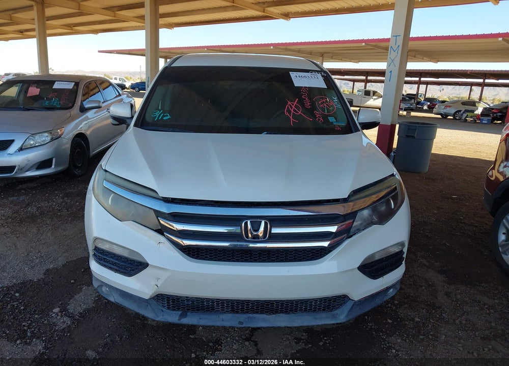 2018 HONDA PILOT EX VIN: 5FNYF6H35JB019276
