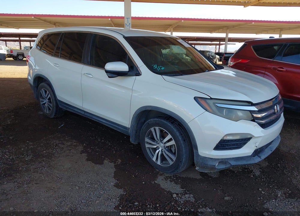 2018 HONDA PILOT EX VIN: 5FNYF6H35JB019276