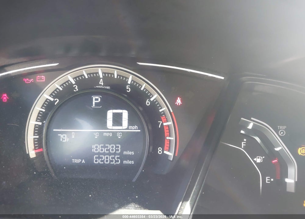 2018 HONDA CIVIC LX VIN: 2HGFC2F50JH564584