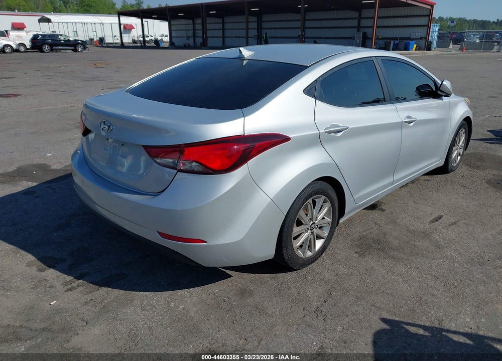 2015 HYUNDAI ELANTRA SE VIN: KMHDH4AE3FU323158