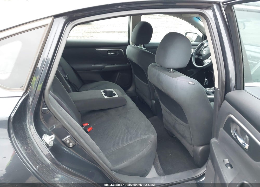 2015 NISSAN ALTIMA 2.5 S VIN: 1N4AL3AP5FC221583
