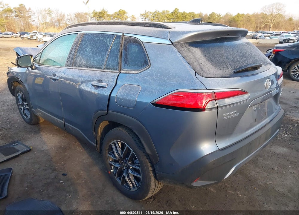 2026 TOYOTA COROLLA CROSS XLE VIN: 7MUDAABG7TV158521