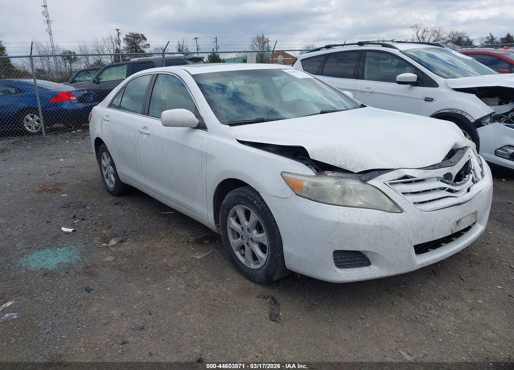 2011 TOYOTA CAMRY LE VIN: 4T1BF3EK9BU633221