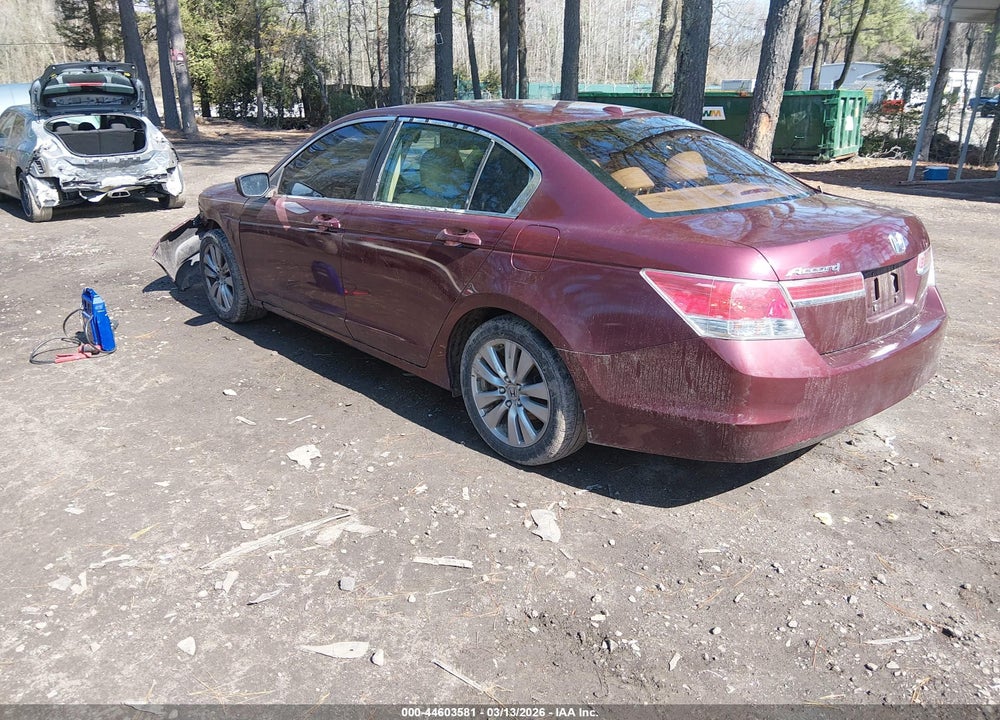 2012 HONDA ACCORD 2.4 EX-L VIN: 1HGCP2F83CA147771
