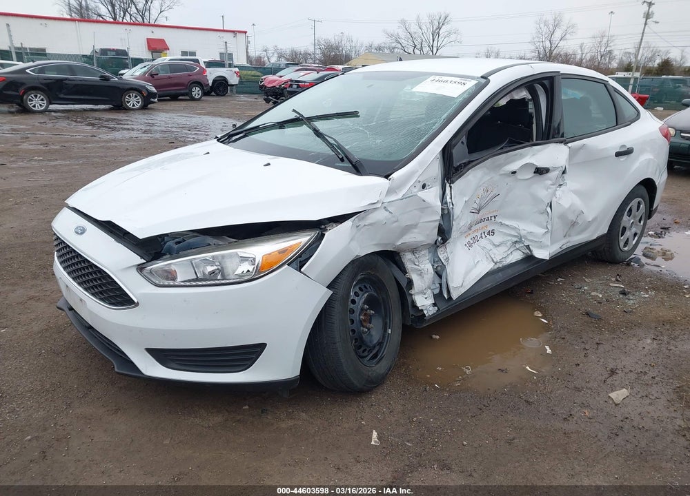 2018 FORD FOCUS S VIN: 1FADP3E26JL210116