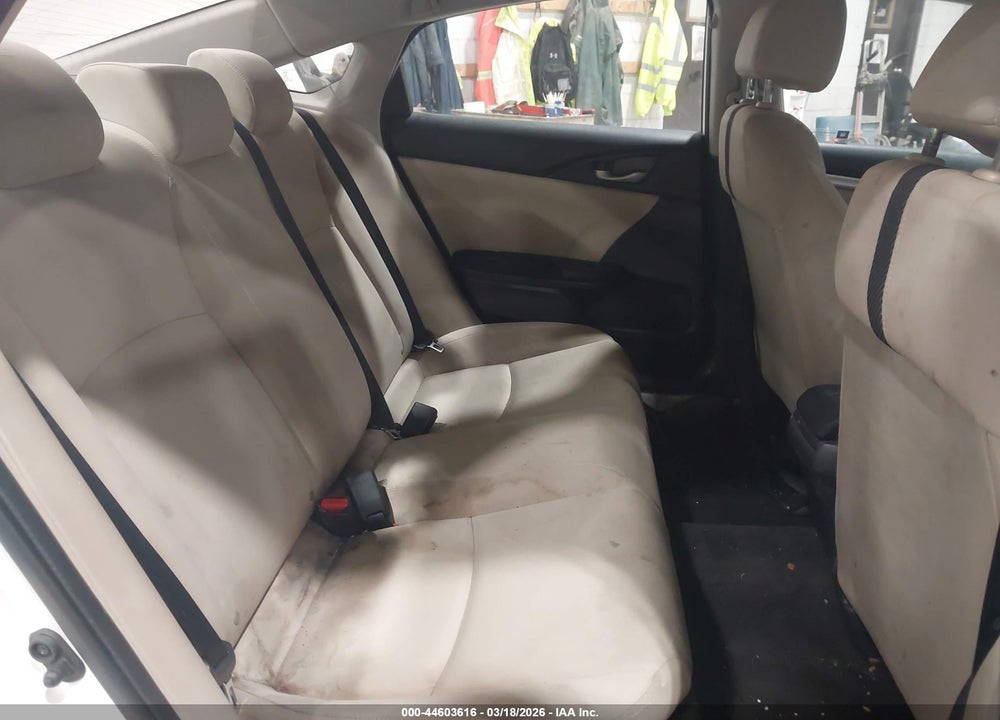 2017 HONDA CIVIC LX VIN: 2HGFC2F55HH521031