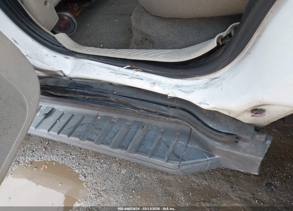 2008 FORD ESCAPE XLT VIN: 1FMCU93158KE69574
