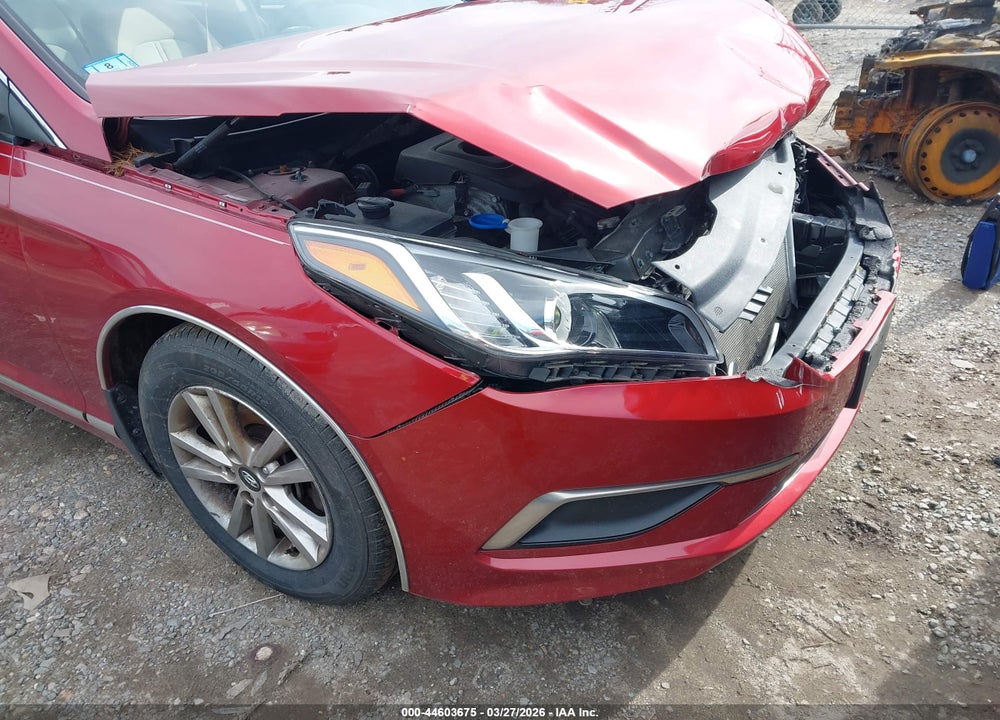 2016 HYUNDAI SONATA SE VIN: 5NPE24AF5GH307803