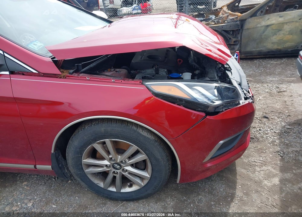 2016 HYUNDAI SONATA SE VIN: 5NPE24AF5GH307803