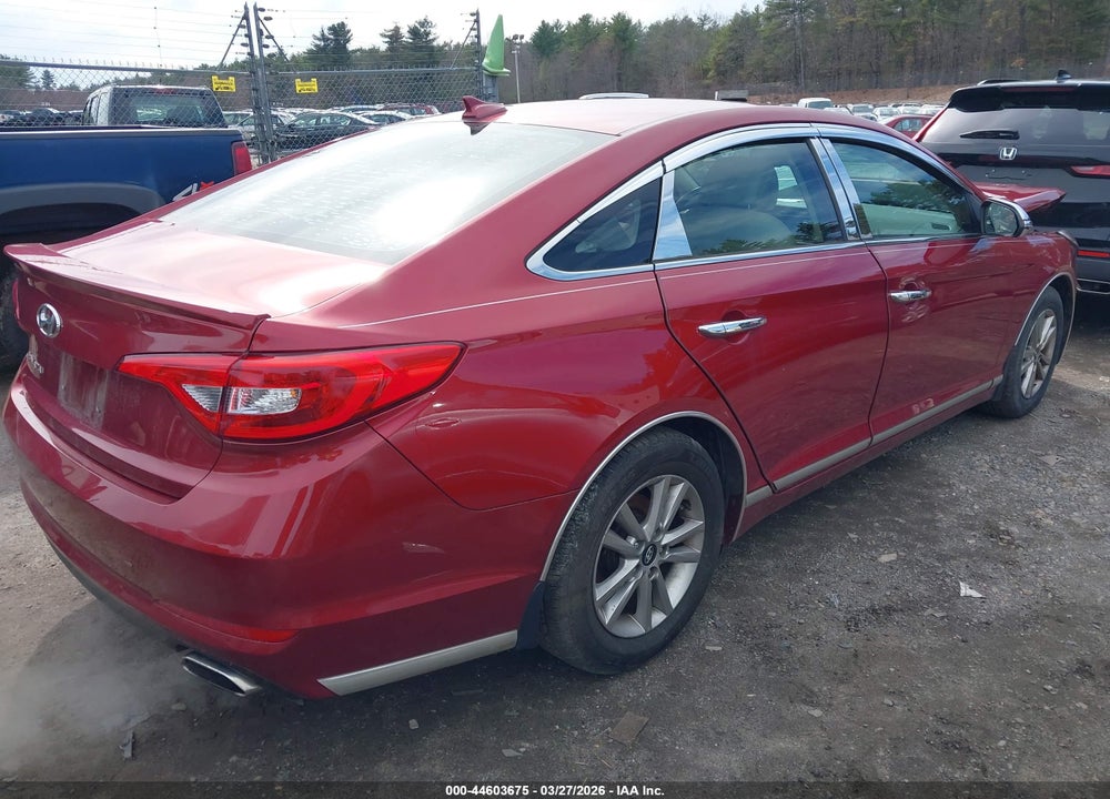 2016 HYUNDAI SONATA SE VIN: 5NPE24AF5GH307803