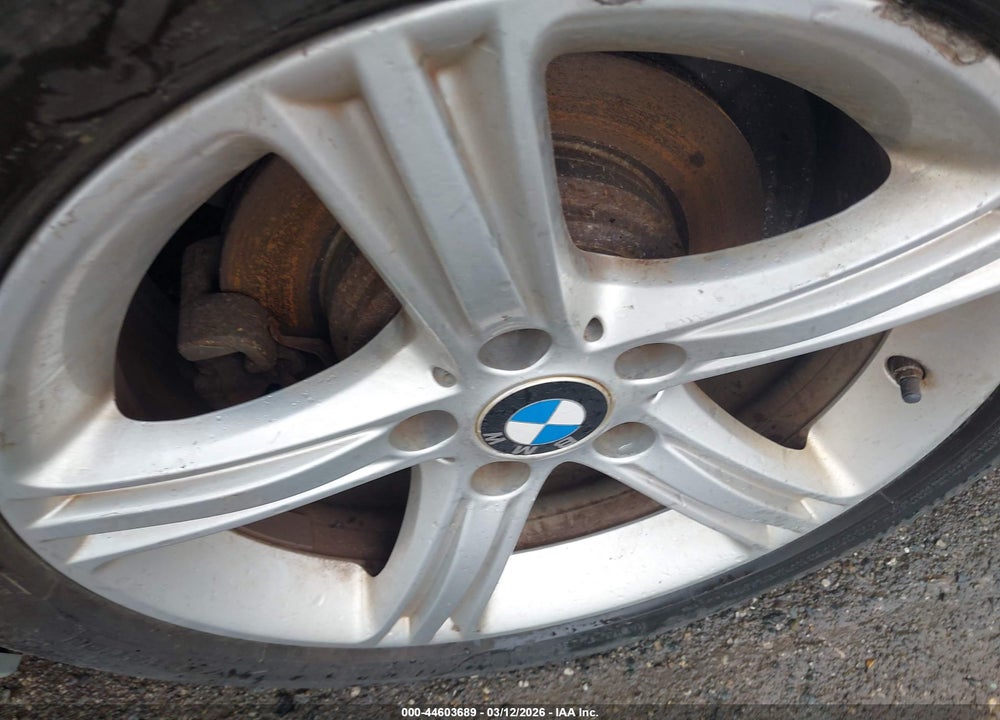 2014 BMW 3 SERIES VIN: WBA3C3C59EF984618