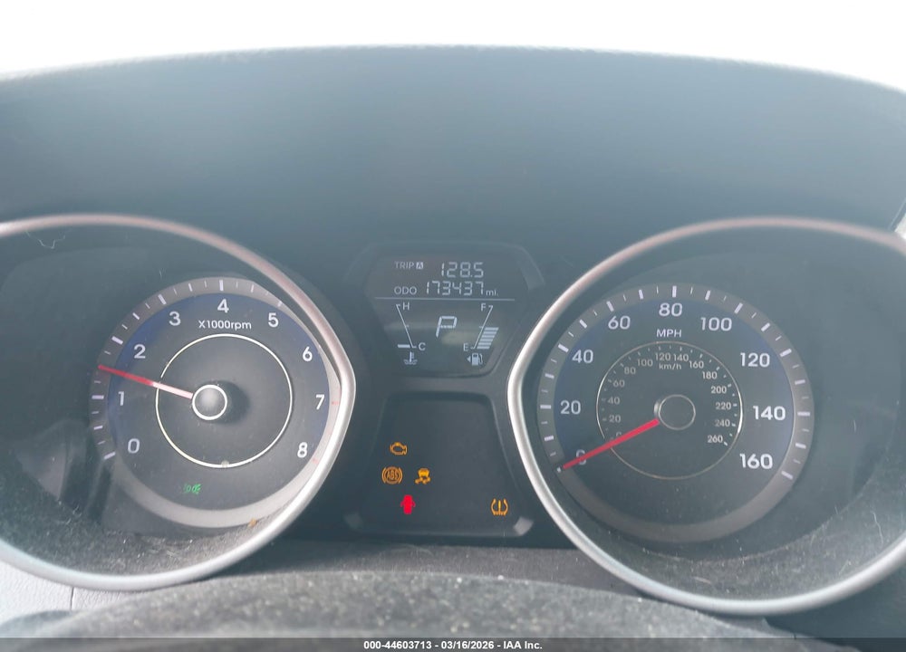 2013 HYUNDAI ELANTRA GLS/LIMITED VIN: KMHDH4AE1DU551754