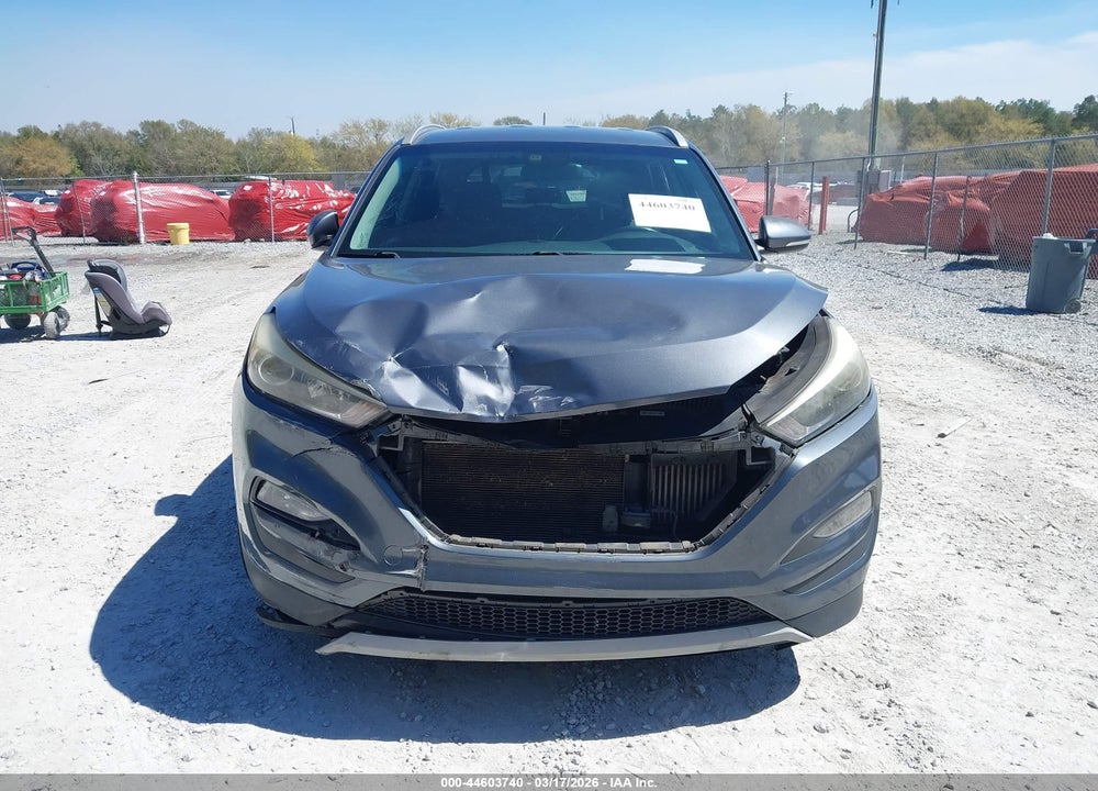 2017 HYUNDAI TUCSON SPORT VIN: KM8J33A21HU367681