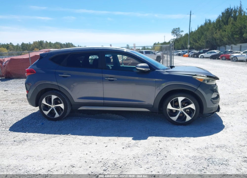 2017 HYUNDAI TUCSON SPORT VIN: KM8J33A21HU367681