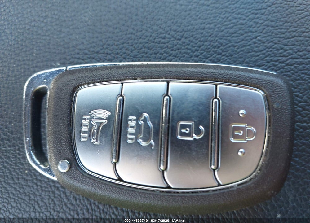 2017 HYUNDAI TUCSON SPORT VIN: KM8J33A21HU367681