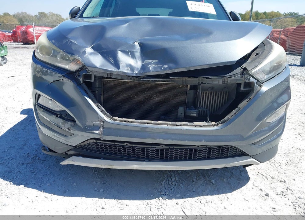 2017 HYUNDAI TUCSON SPORT VIN: KM8J33A21HU367681