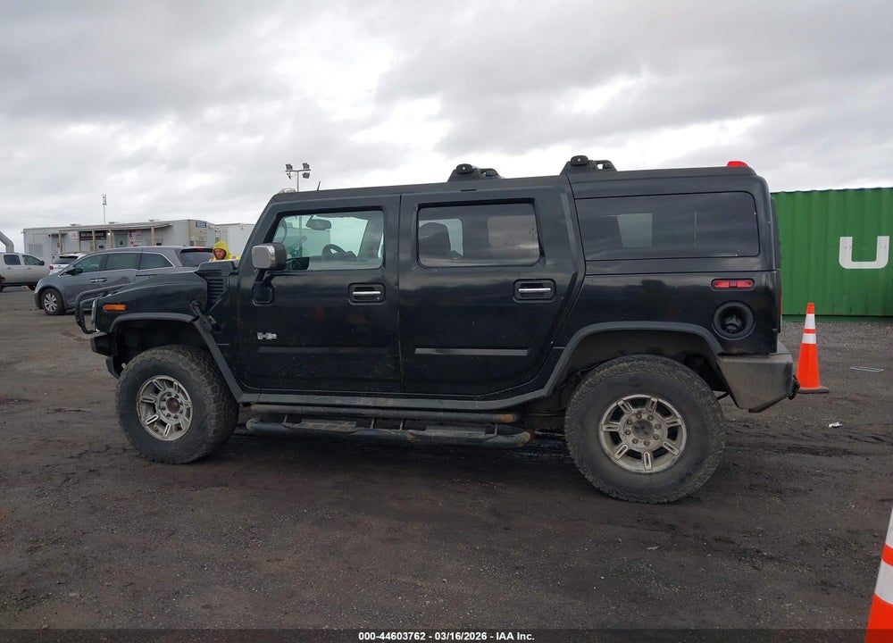 2003 HUMMER H2 VIN: 5GRGN23U83H118537
