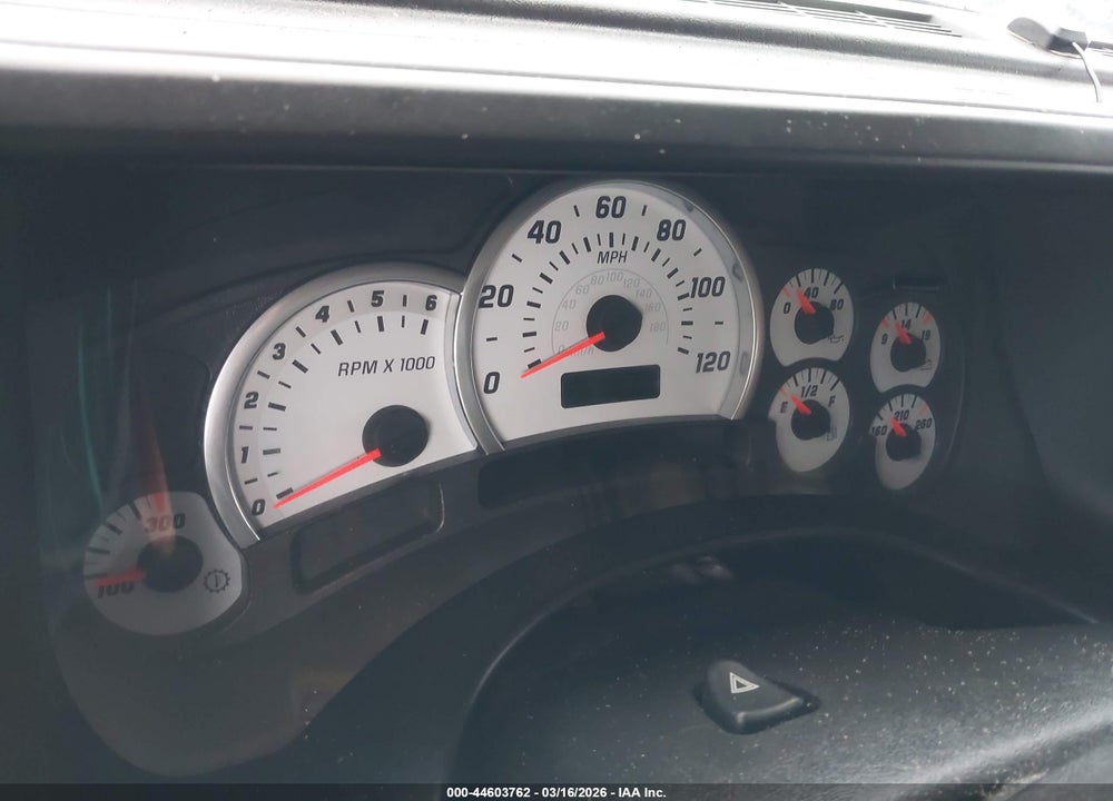 2003 HUMMER H2 VIN: 5GRGN23U83H118537
