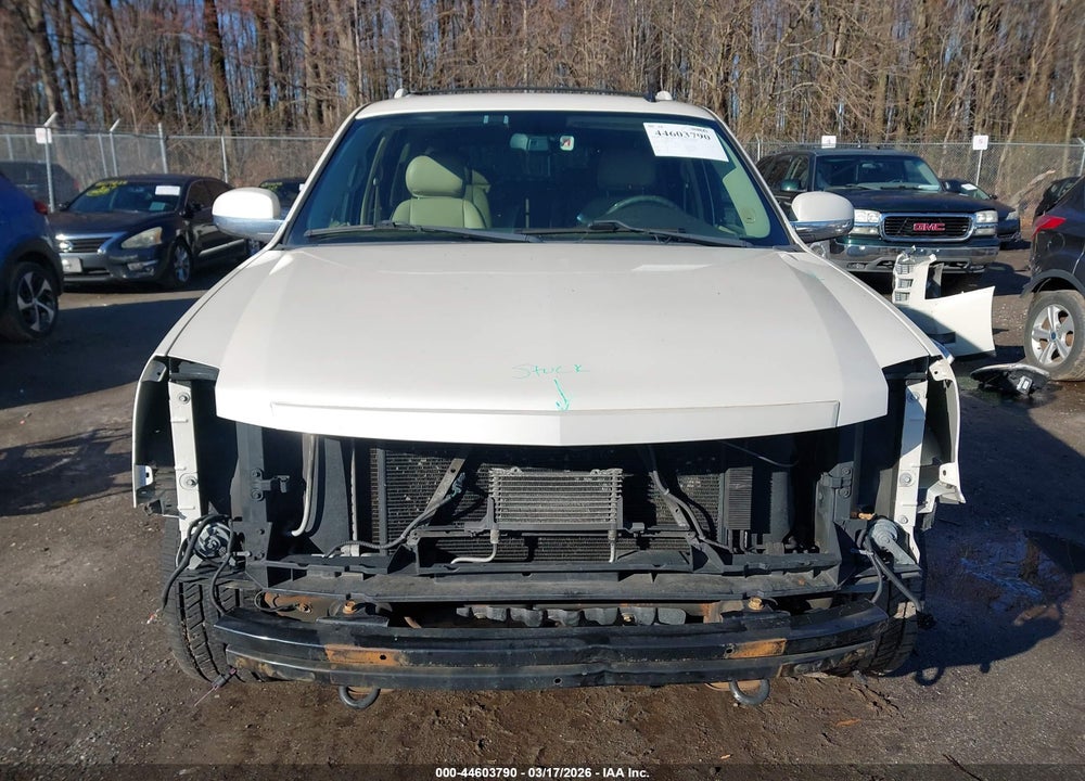 2013 CADILLAC ESCALADE ESV PREMIUM VIN: 1GYS4JEF4DR352526