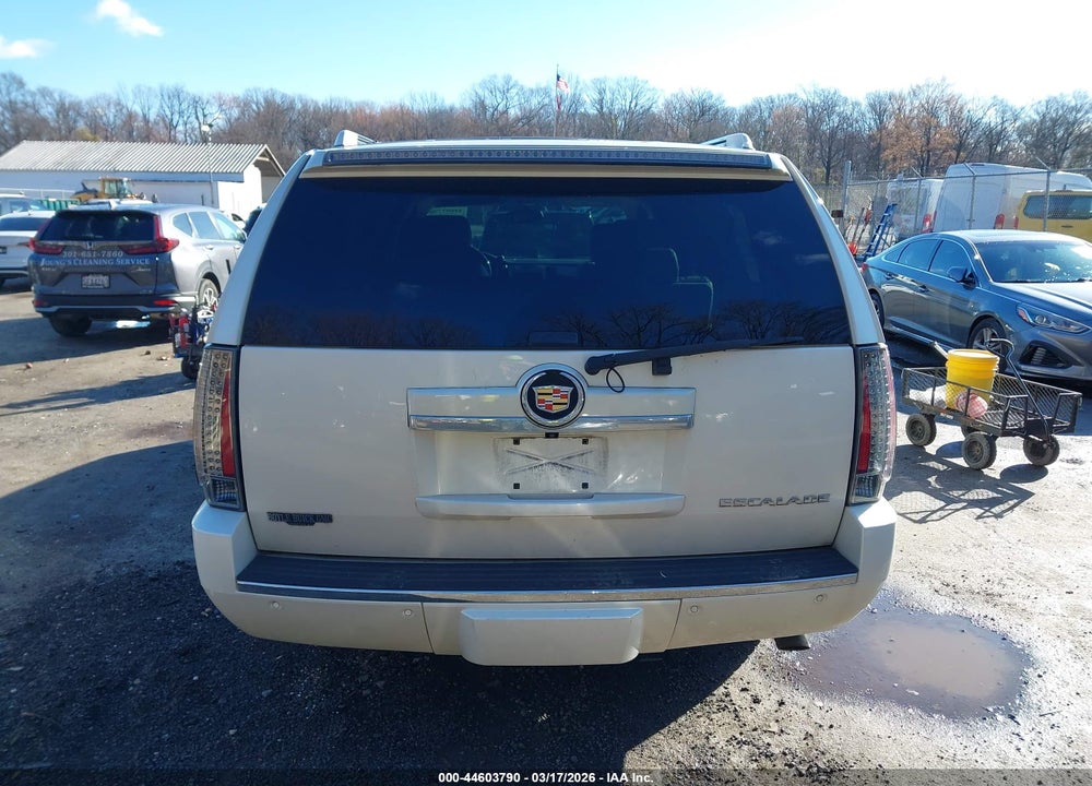 2013 CADILLAC ESCALADE ESV PREMIUM VIN: 1GYS4JEF4DR352526