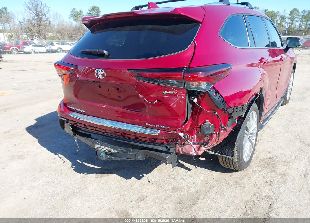 2025 TOYOTA HIGHLANDER HYBRID PLATINUM VIN: 5TDEBRCHXSS662772
