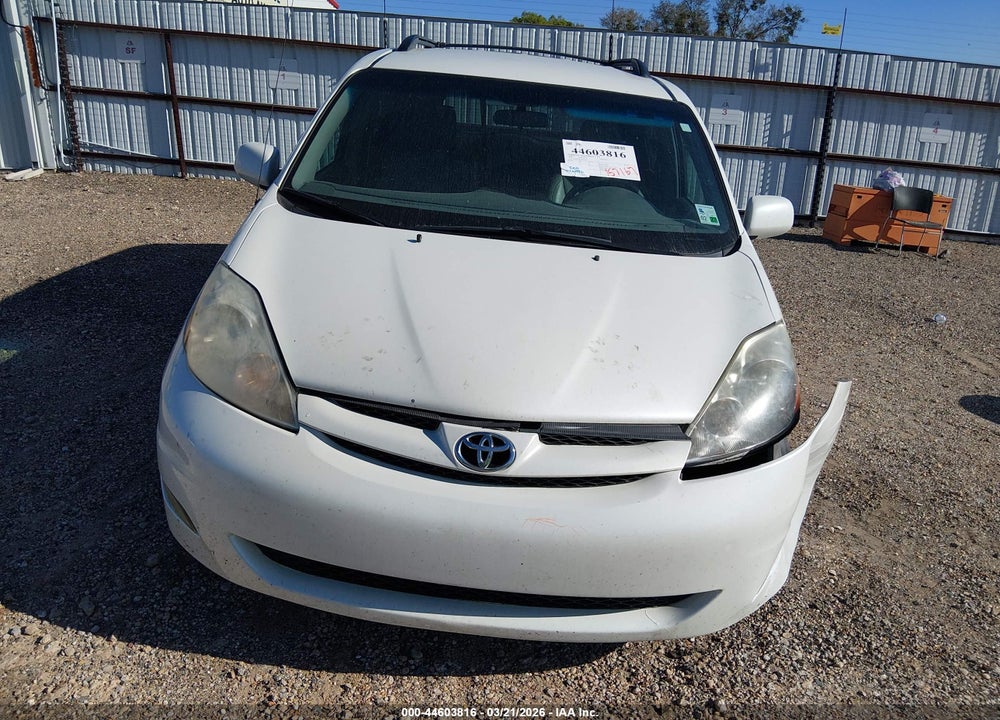 2009 TOYOTA SIENNA XLE VIN: 5TDZK22C49S267043