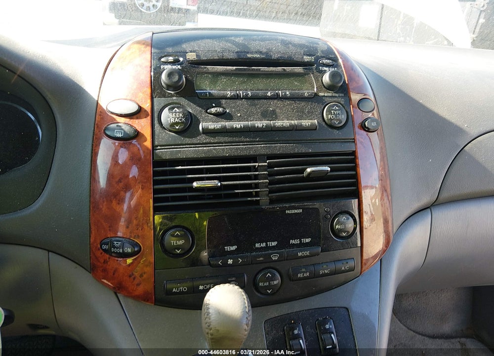 2009 TOYOTA SIENNA XLE VIN: 5TDZK22C49S267043