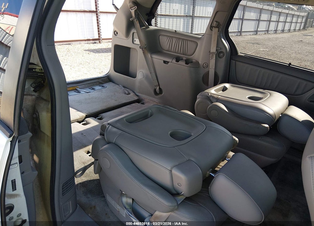 2009 TOYOTA SIENNA XLE VIN: 5TDZK22C49S267043